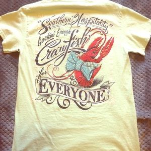 Women’s Southern vines original T-shirt